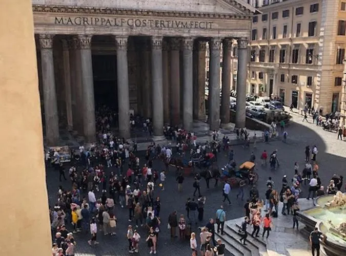The Pantheon Eyes Casa vacanze